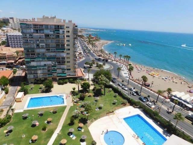 Nice And Cozy Studio At The Beachfront Benalmadena Luaran gambar
