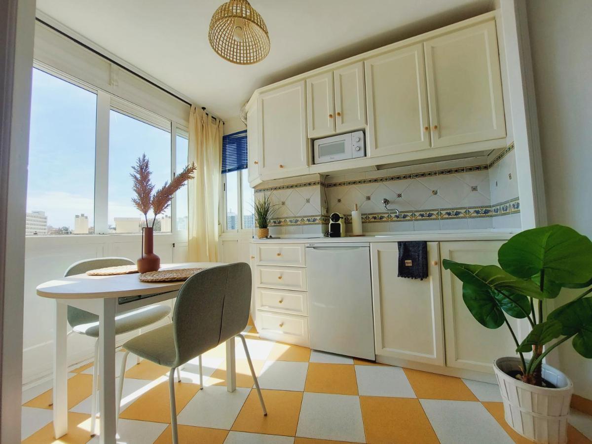 Nice And Cozy Studio At The Beachfront Benalmadena Luaran gambar