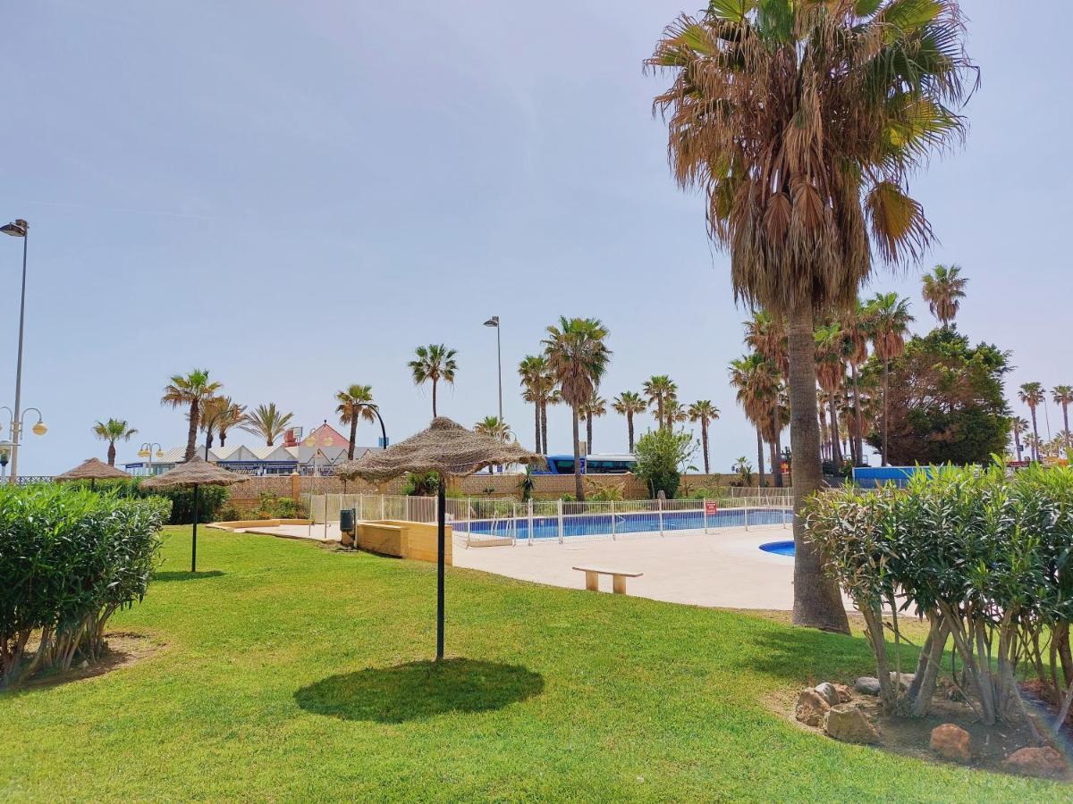 Nice And Cozy Studio At The Beachfront Benalmadena Luaran gambar