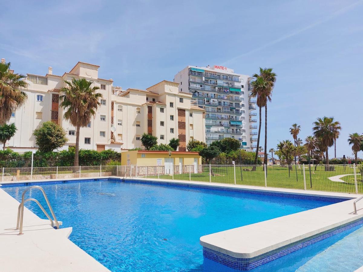 Nice And Cozy Studio At The Beachfront Benalmadena Luaran gambar